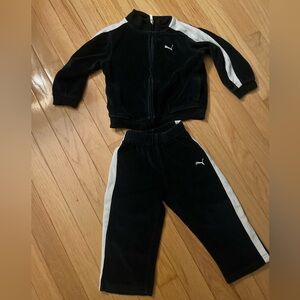 PUMA Black Velour Tracksuit | Toddler 2T | Cozy & Sporty 🖤